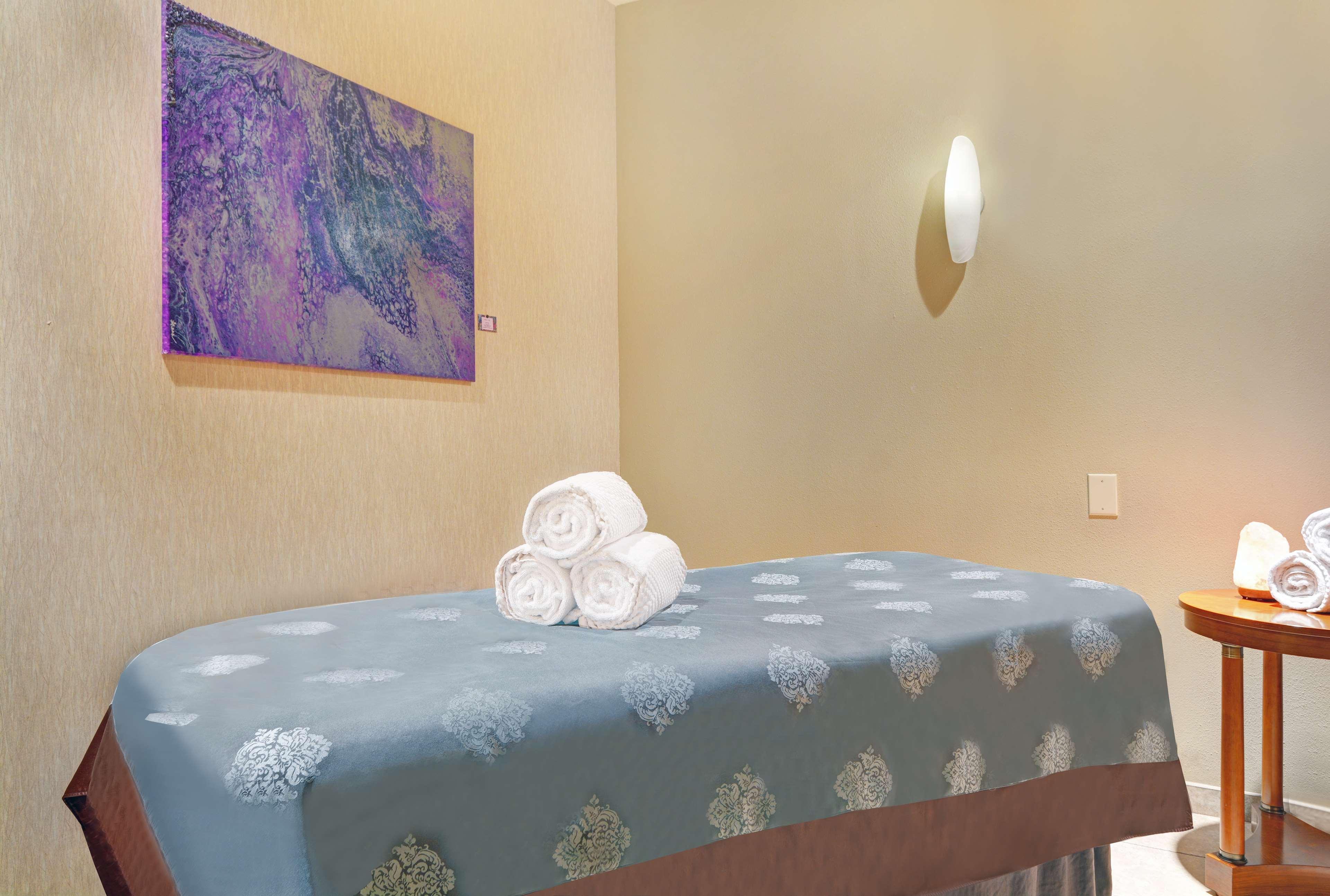 Embassy Suites Northwest Arkansas - Hotel, Spa & Convention Center Rogers Ngoại thất bức ảnh