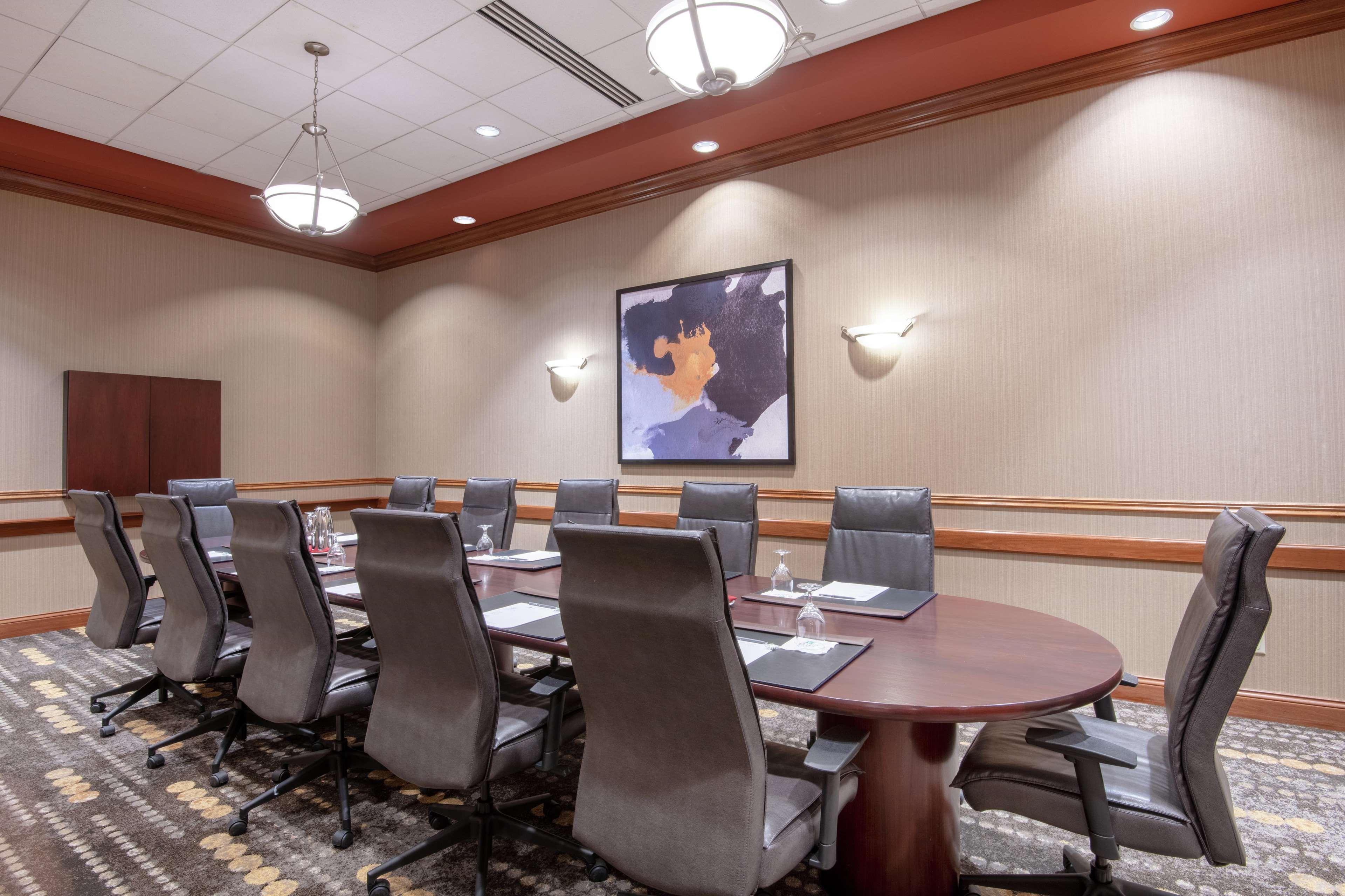 Embassy Suites Northwest Arkansas - Hotel, Spa & Convention Center Rogers Ngoại thất bức ảnh