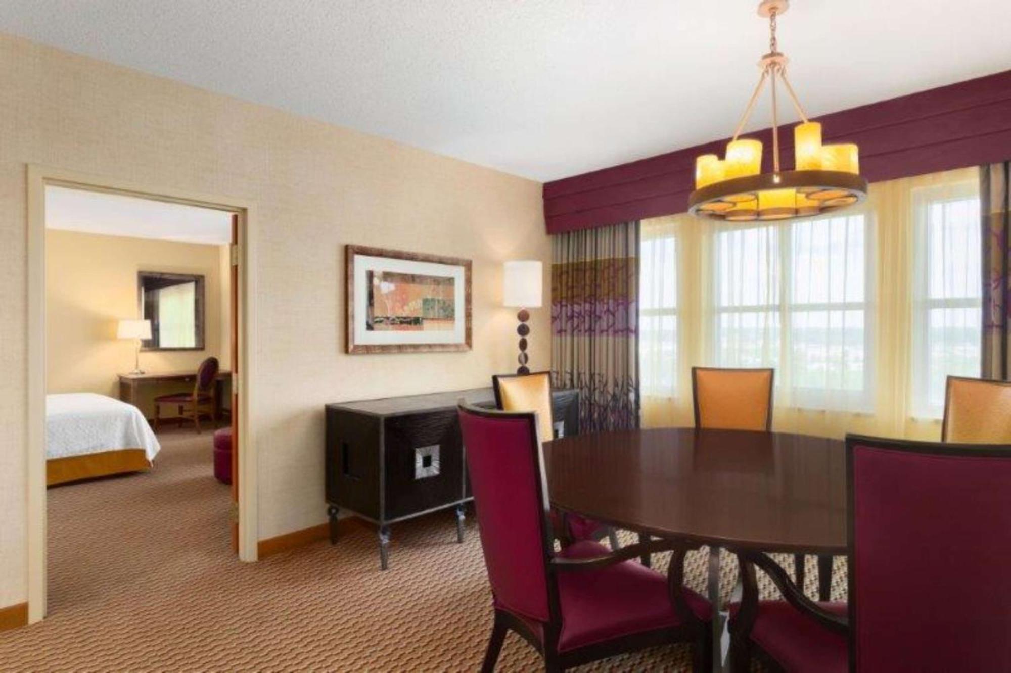 Embassy Suites Northwest Arkansas - Hotel, Spa & Convention Center Rogers Ngoại thất bức ảnh